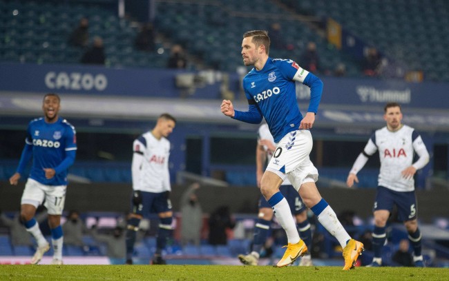 而巴萨主帅 而巴萨主帅